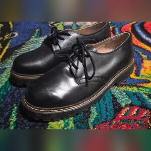 Black Leather Lace-Up Shoes